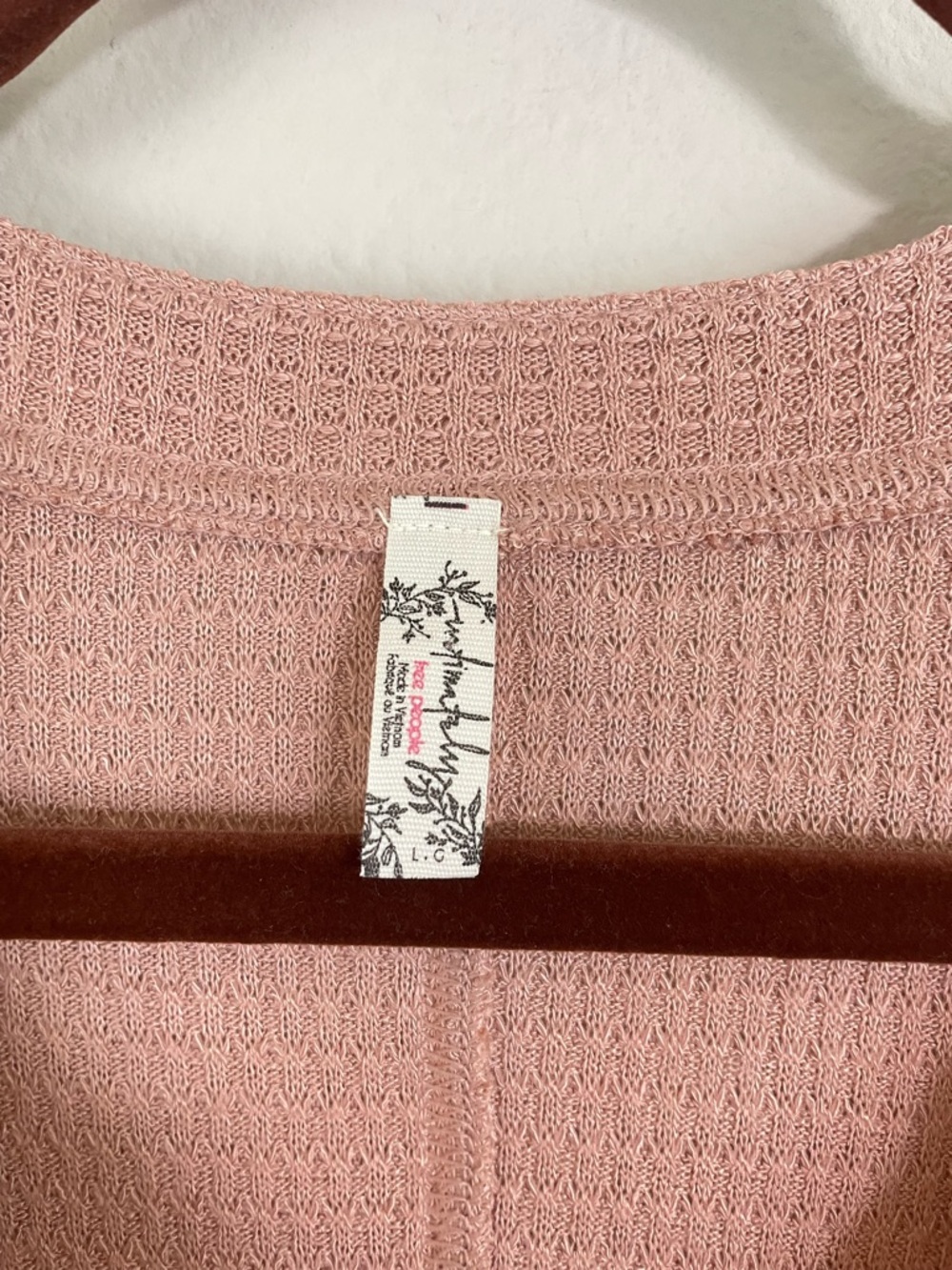 Free People Rose Nude One Of The Girls Henley Top Size Large - Picture 4 of 8